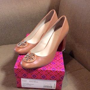 Tory Burch Janey PumpRoyal Tan 7.5